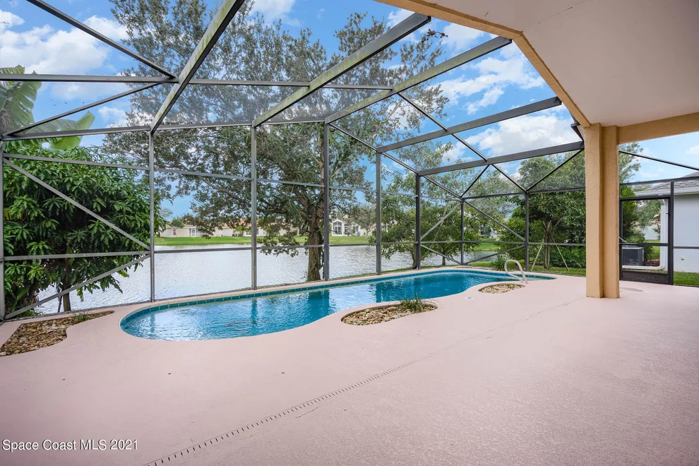 Unit for sale at 1105 Sedgewood Circle, West Melbourne, FL 32904