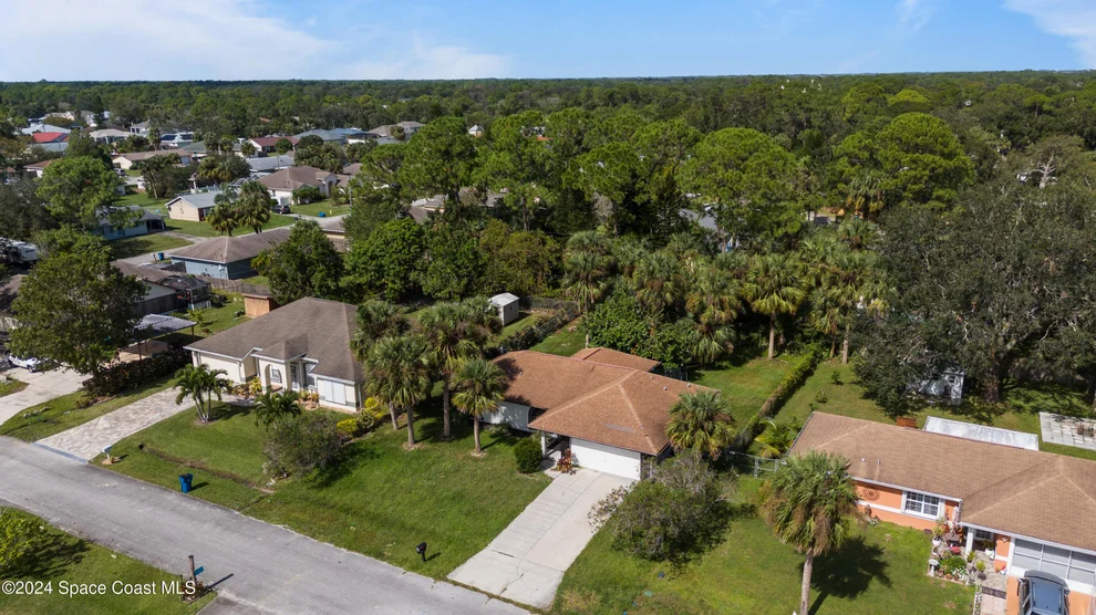 Unit for sale at 627 Castaways Street NE, Palm Bay, FL 32907