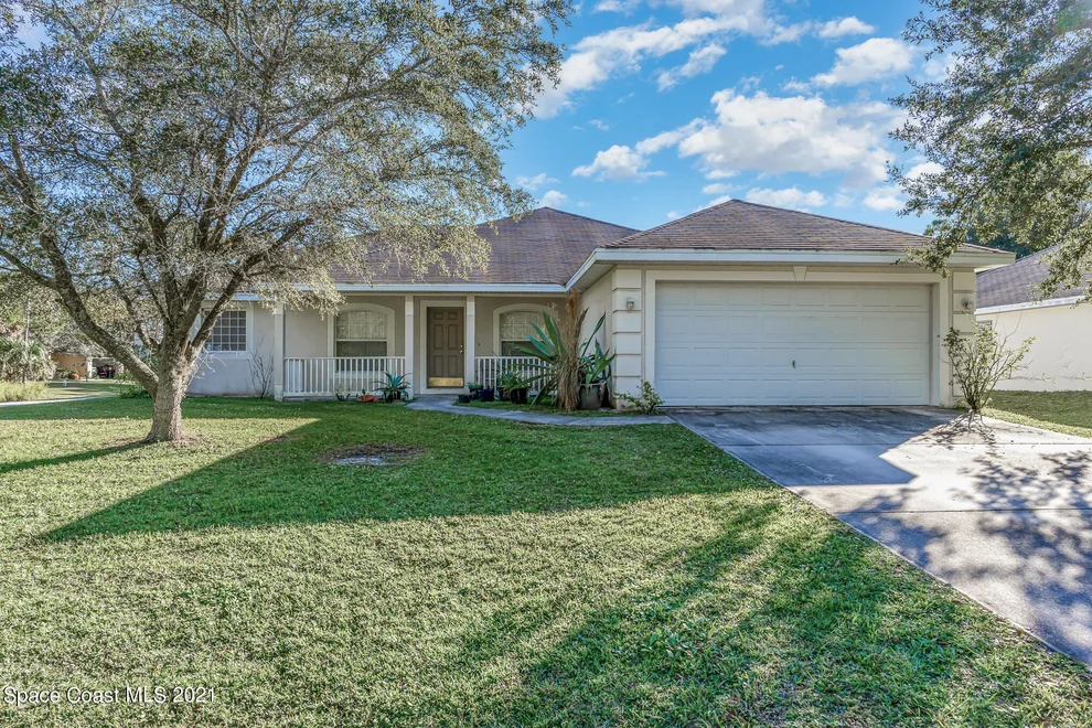 Unit for sale at 560 Harrington Street SW, Palm Bay, FL 32908