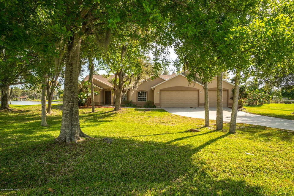 Unit for sale at 5120 Mallard Lakes Court, Merritt Island, FL 32953