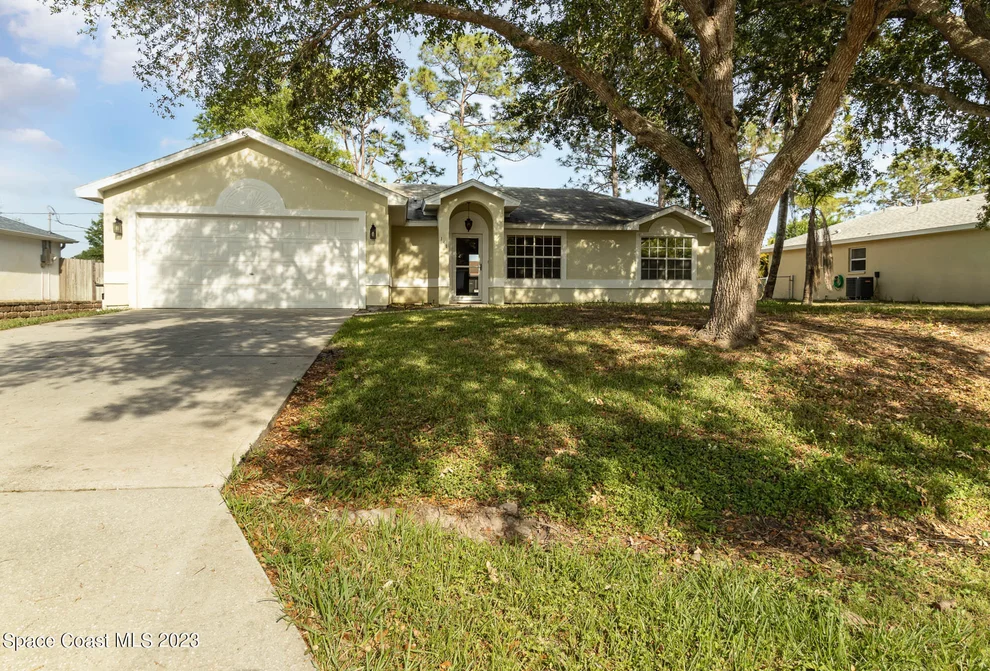 Unit for sale at 141 Copenhaver Avenue NE, Palm Bay, FL 32907