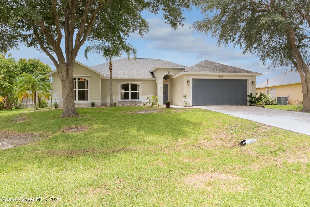 Unit for sale at 1563 Dozier Circle SE, Palm Bay, FL 32909