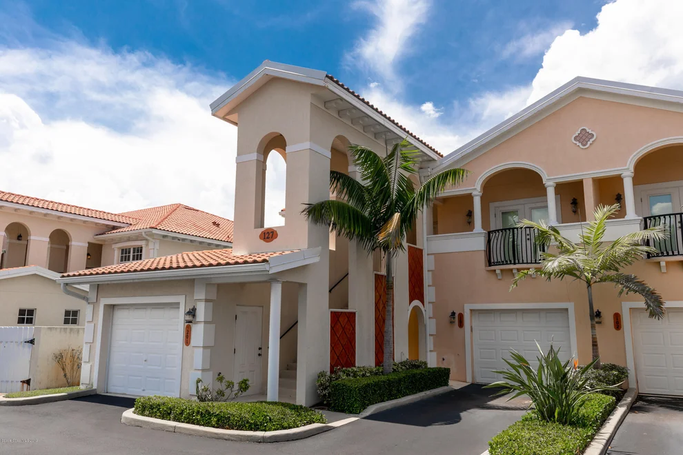 Unit for sale at 127 Lancha Circle, Indian Harbour Beach, FL 32937