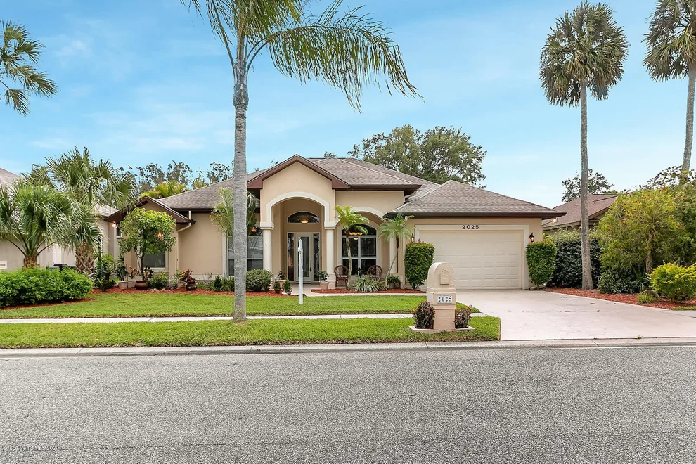 Unit for sale at 2025 Sykes Creek Drive, Merritt Island, FL 32953