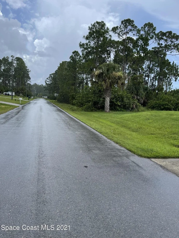 Unit for sale at 266 Gardner Road SW, Palm Bay, FL 32908