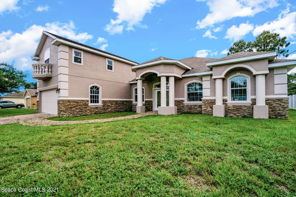 Unit for sale at 187 Abello Road SE, Palm Bay, FL 32909