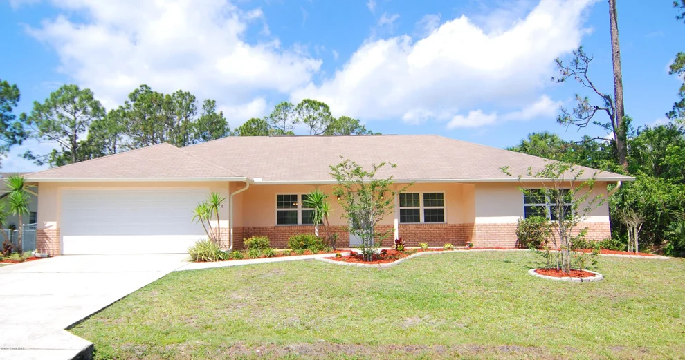 Unit for sale at 758 Isar Avenue NW, Palm Bay, FL 32907