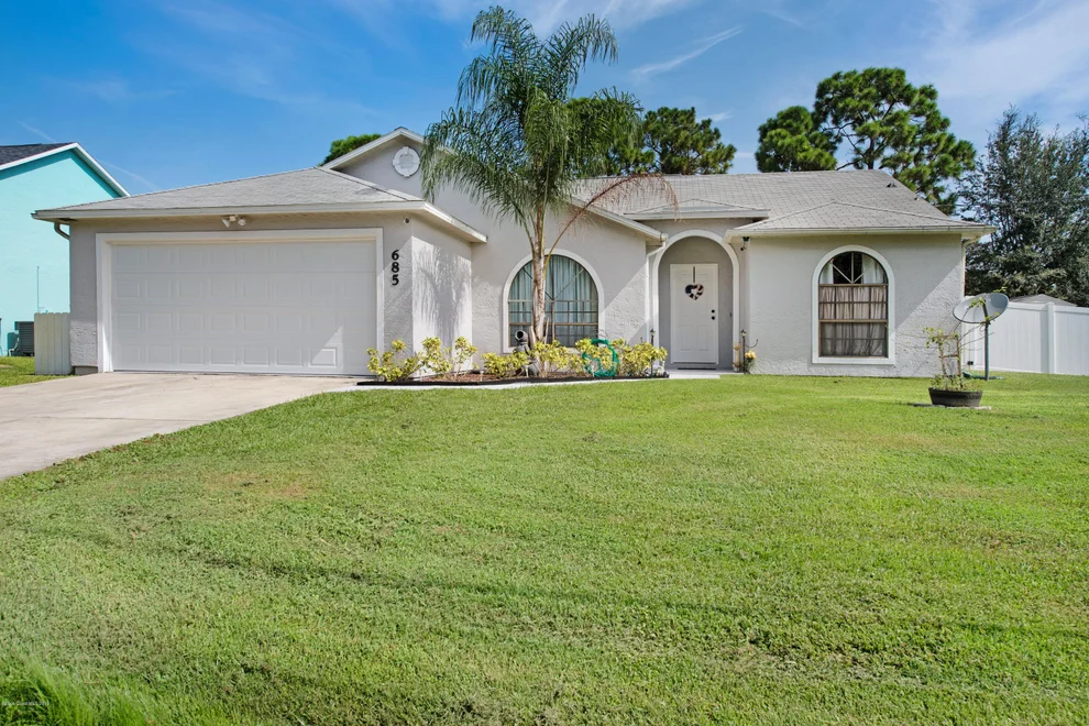 Unit for sale at 685 NW Banks Street NW, Palm Bay, FL 32907