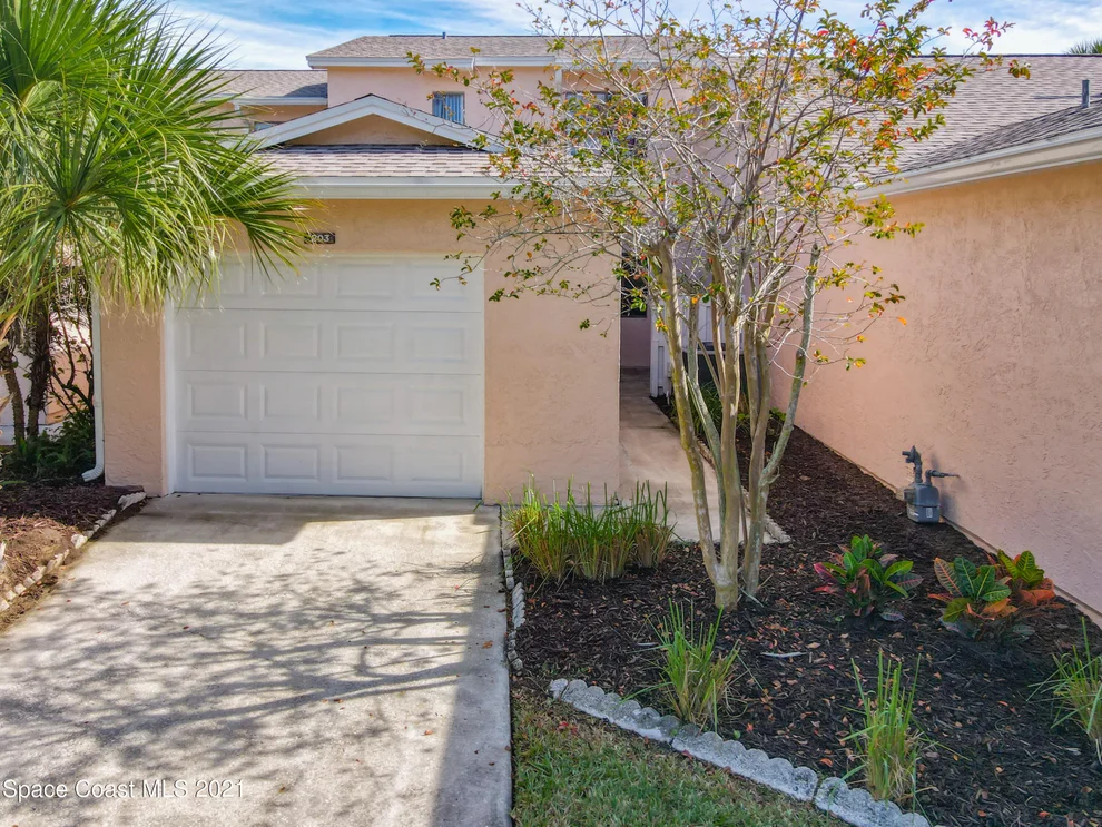 Unit for sale at 203 Creek Court, Rockledge, FL 32955