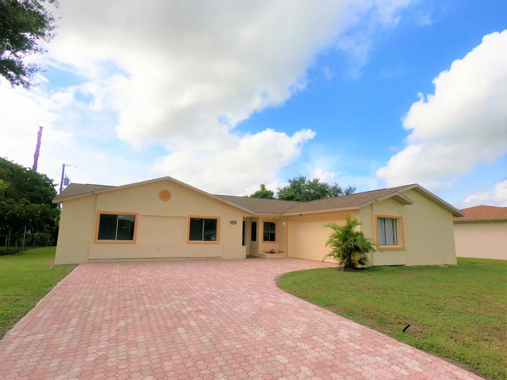 Unit for sale at 1126 Glancy Avenue NW, Palm Bay, FL 32907