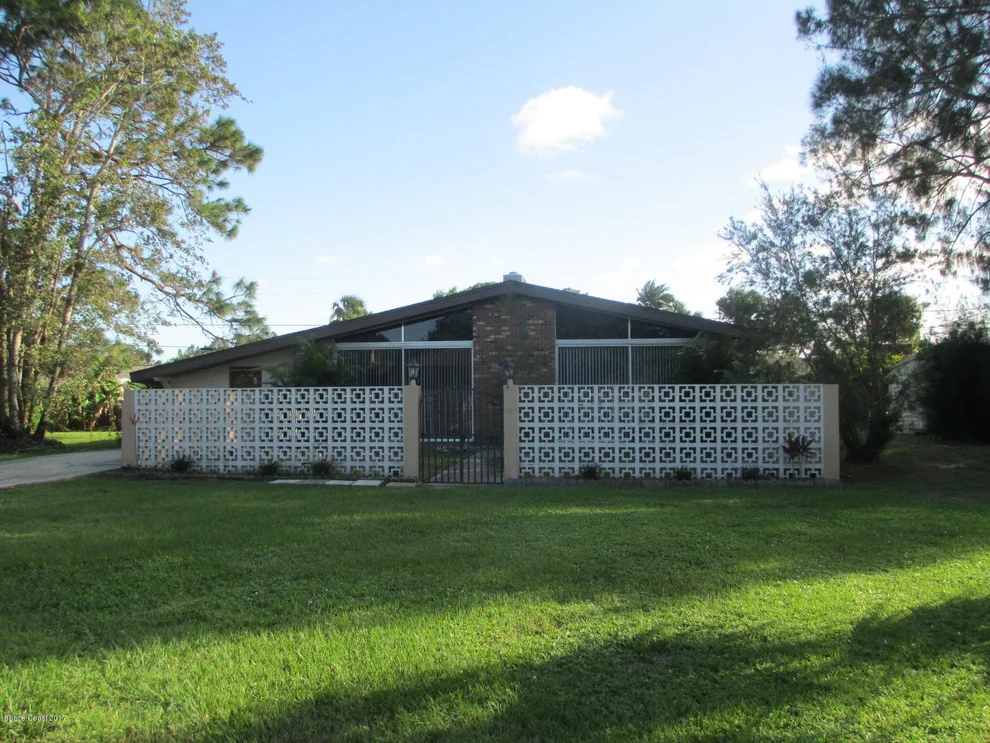Unit for sale at 7605 Mimosa Avenue, West Melbourne, FL 32904