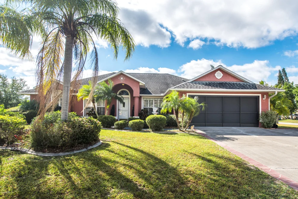 Unit for sale at 700 Ballon SE, Palm Bay, FL 32909