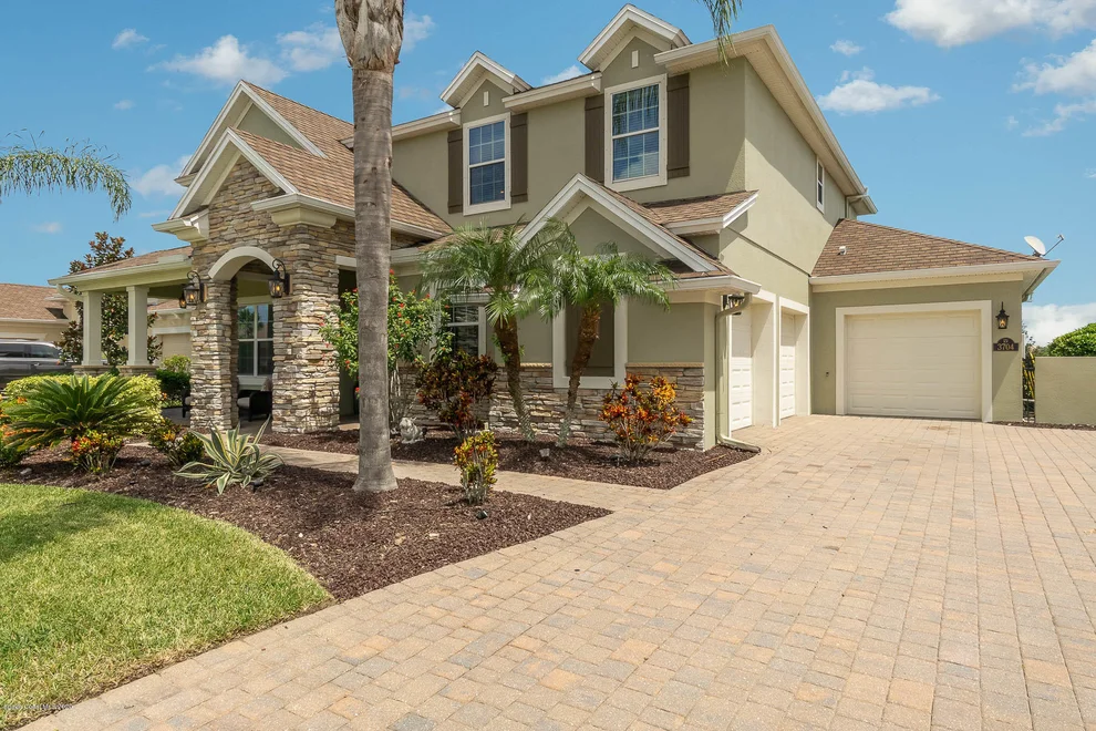 Unit for sale at 3704 Gatwick Manor Lane, Melbourne, FL 32940