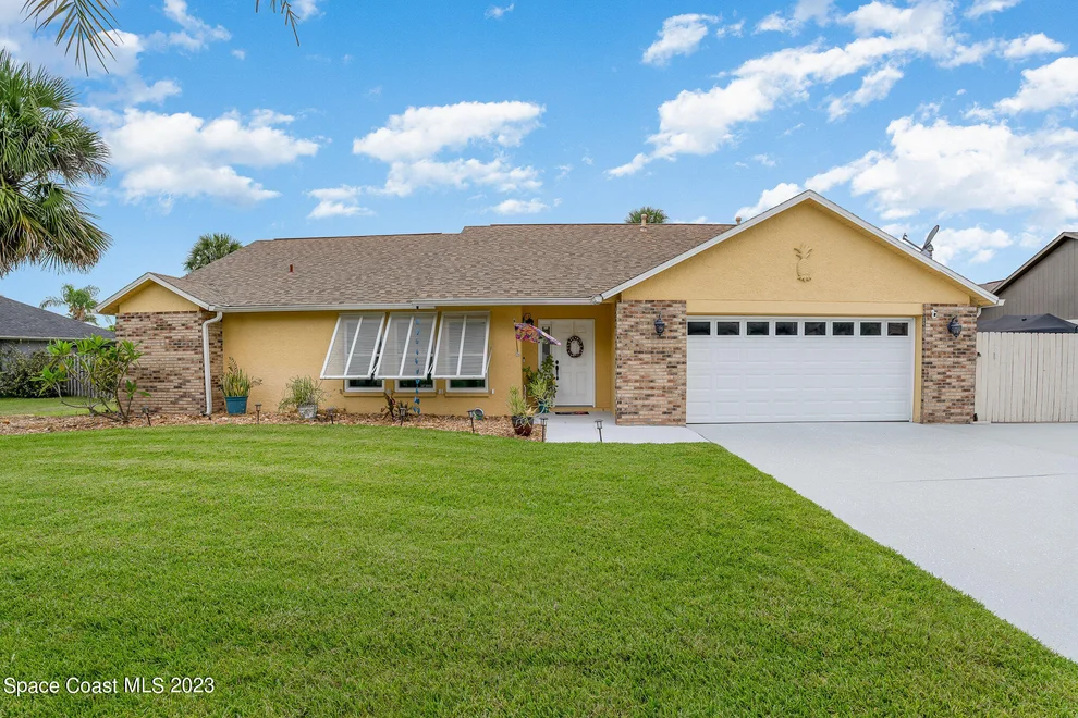 Unit for sale at 2626 Kingdom Avenue, Melbourne, FL 32934