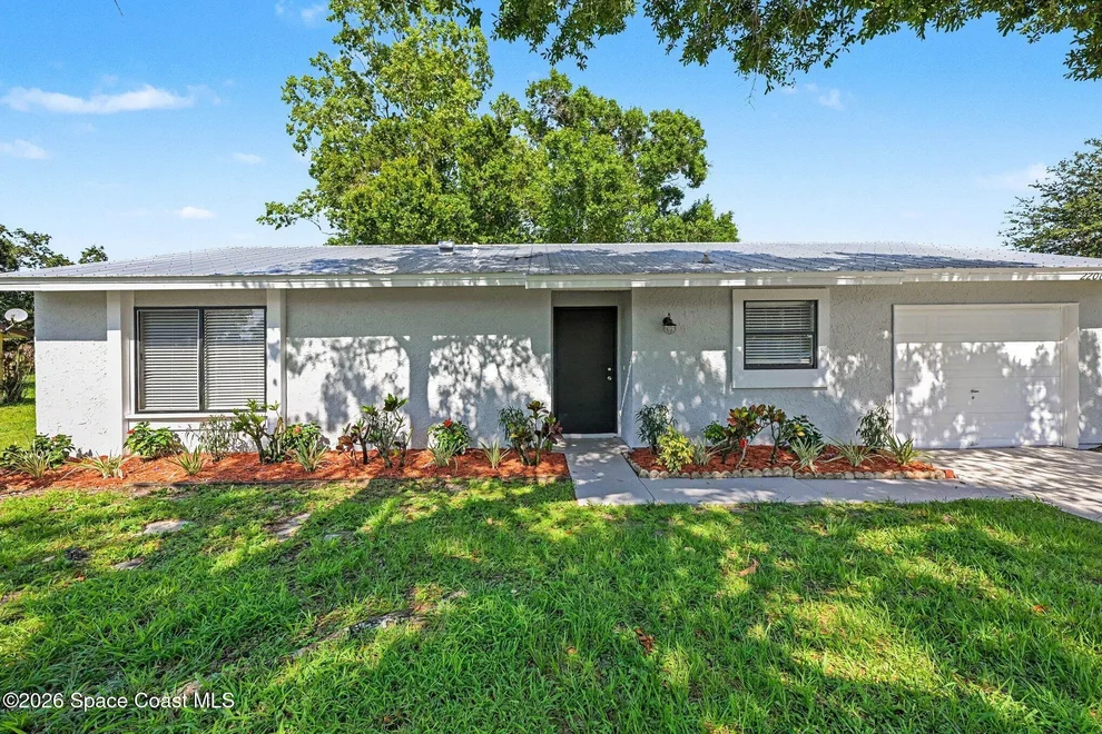Unit for sale at 2206 20th Avenue SW, Vero Beach, FL 32962
