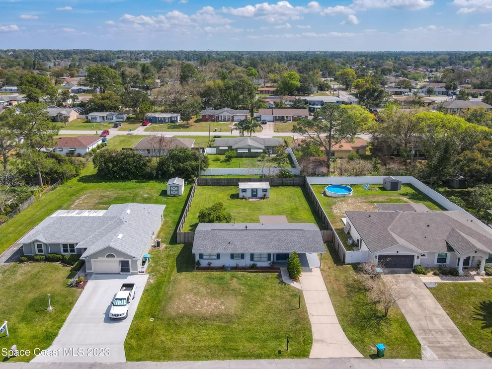Unit for sale at 1061 Eagles Nest Avenue, Deltona, FL 32725