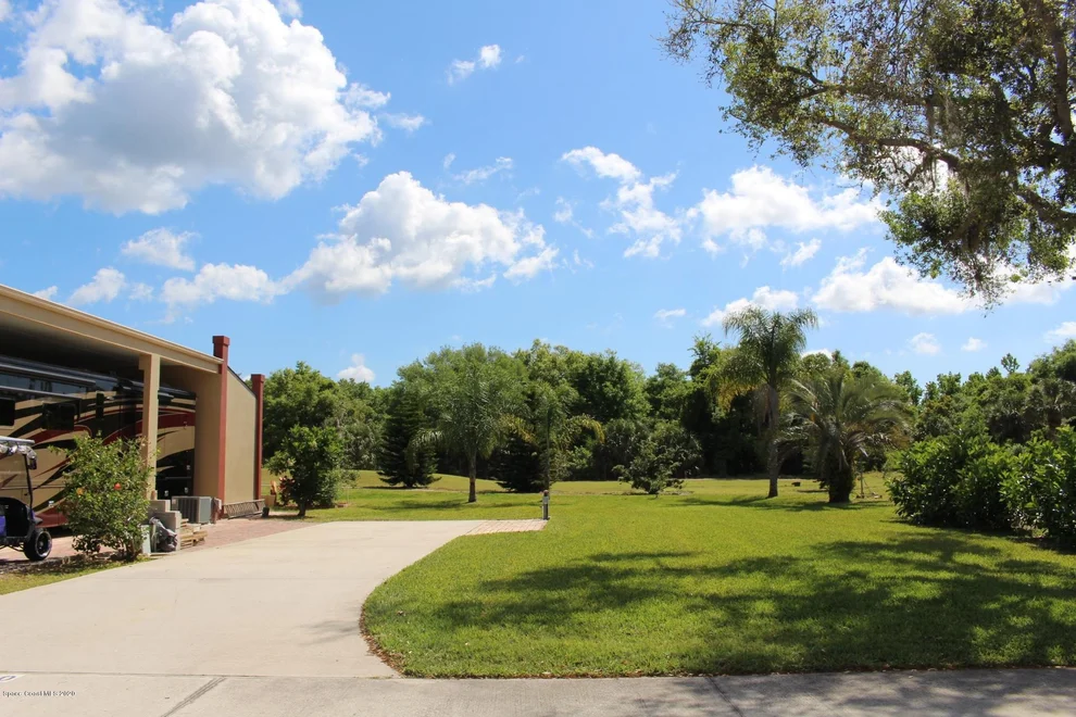 Unit for sale at 2560 Frontier Drive, Titusville, FL 32796