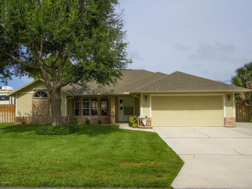 Unit for sale at 1575 NE Richards, Palm Bay, FL 32905
