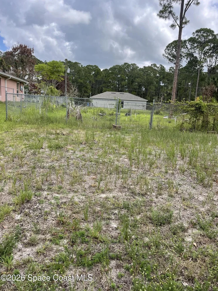 Unit for sale at 485 Sayre Road SW, Palm Bay, FL 32908