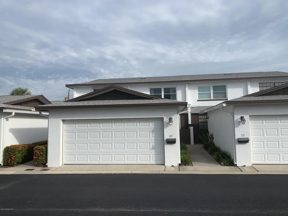 Unit for sale at 290 Paradise Boulevard, Melbourne, FL 32903