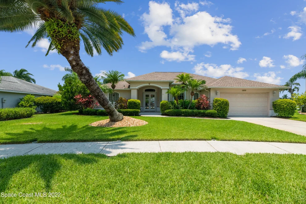 Unit for sale at 3570 Savannahs Trail, Merritt Island, FL 32953