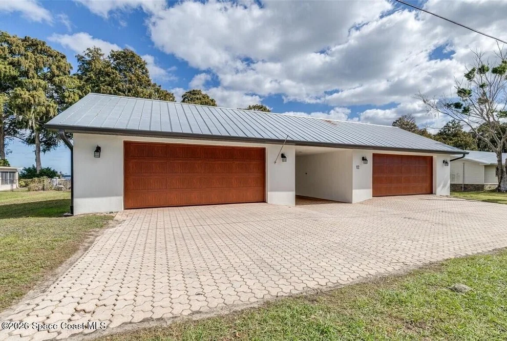 Unit for sale at 12 N Lakeview Drive, Haines City, FL 33844