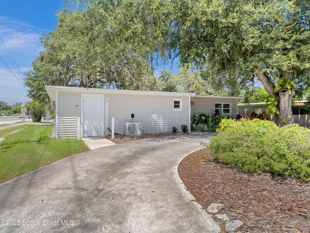 Unit for sale at 10 N Hilltop Drive, Titusville, FL 32796