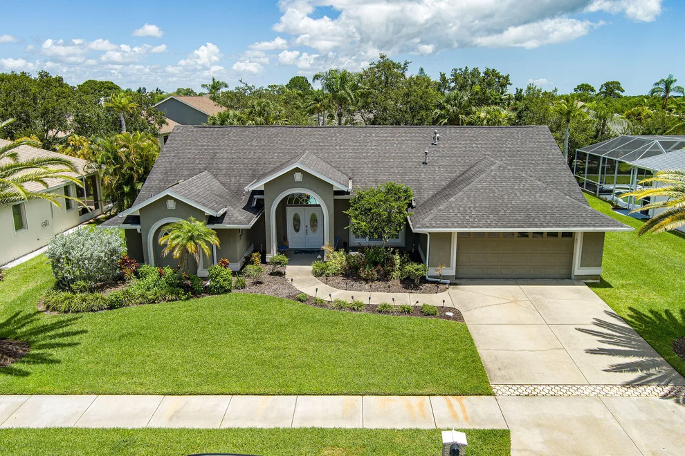 Unit for sale at 950 Fostoria Drive, Melbourne, FL 32940