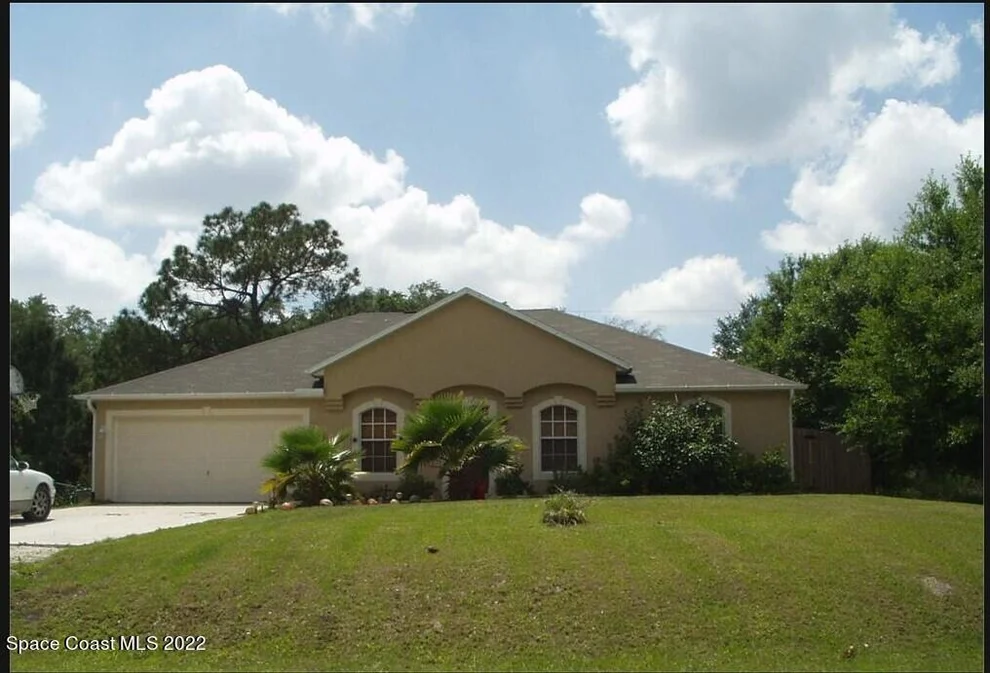 Unit for sale at 8935 102nd Court, Vero Beach, FL 32967