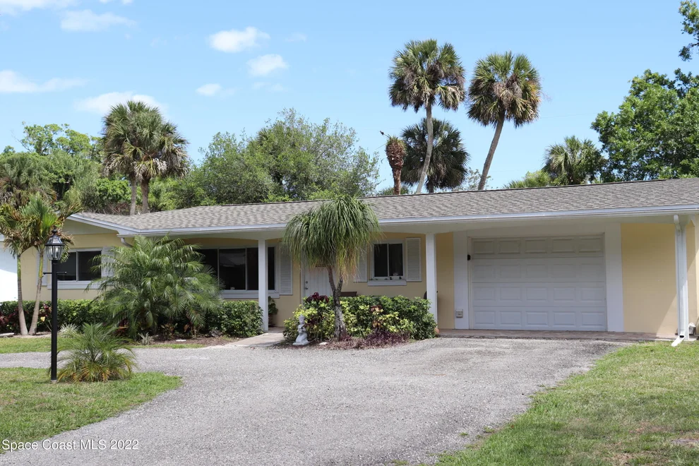 Unit for sale at 2706 53rd Avenue, Vero Beach, FL 32966