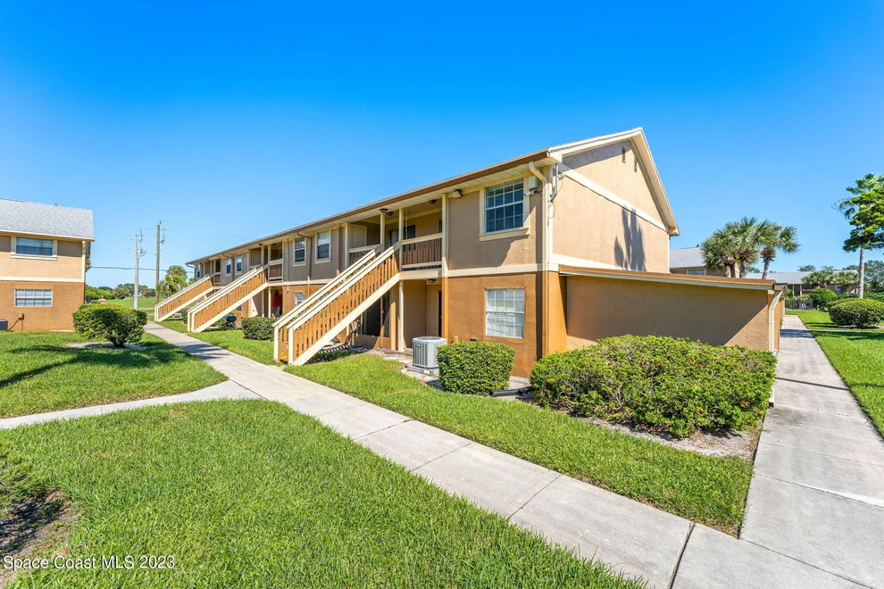 Unit for sale at 242 Bristol Court, Melbourne, FL 32935