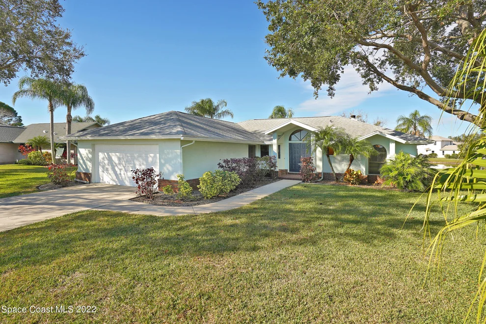 Unit for sale at 452 Crystal Lake Drive, Melbourne, FL 32940