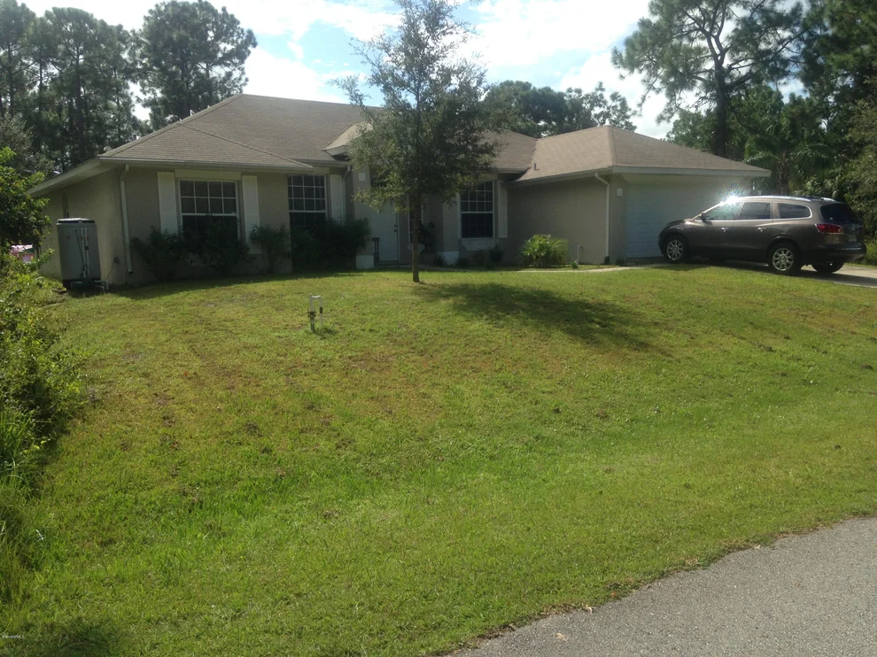 Unit for sale at 824 SE Ravenswood Street, Palm Bay, FL 32909