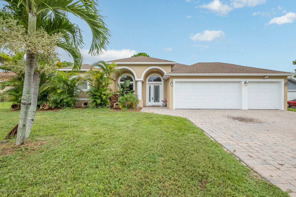 Unit for sale at 1750 Fowler Drive, Merritt Island, FL 32952