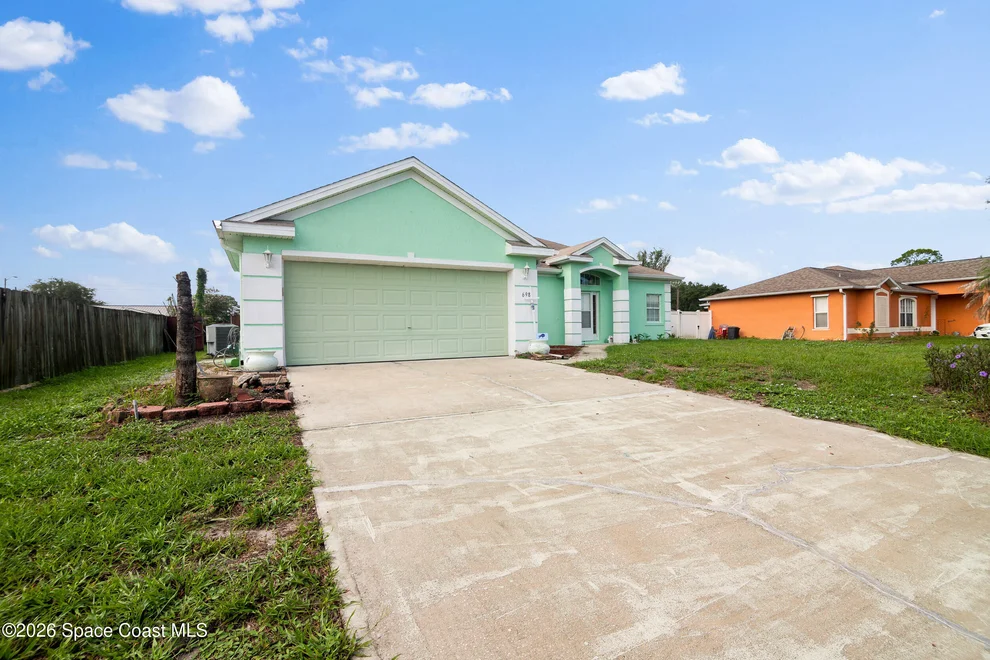 Unit for sale at 698 Thuringer Street NW, Palm Bay, FL 32907