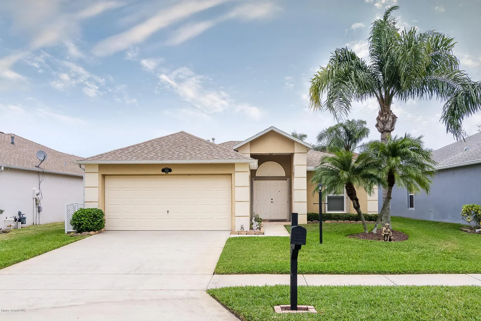 Unit for sale at 1165 White Oak Circle, Melbourne, FL 32934