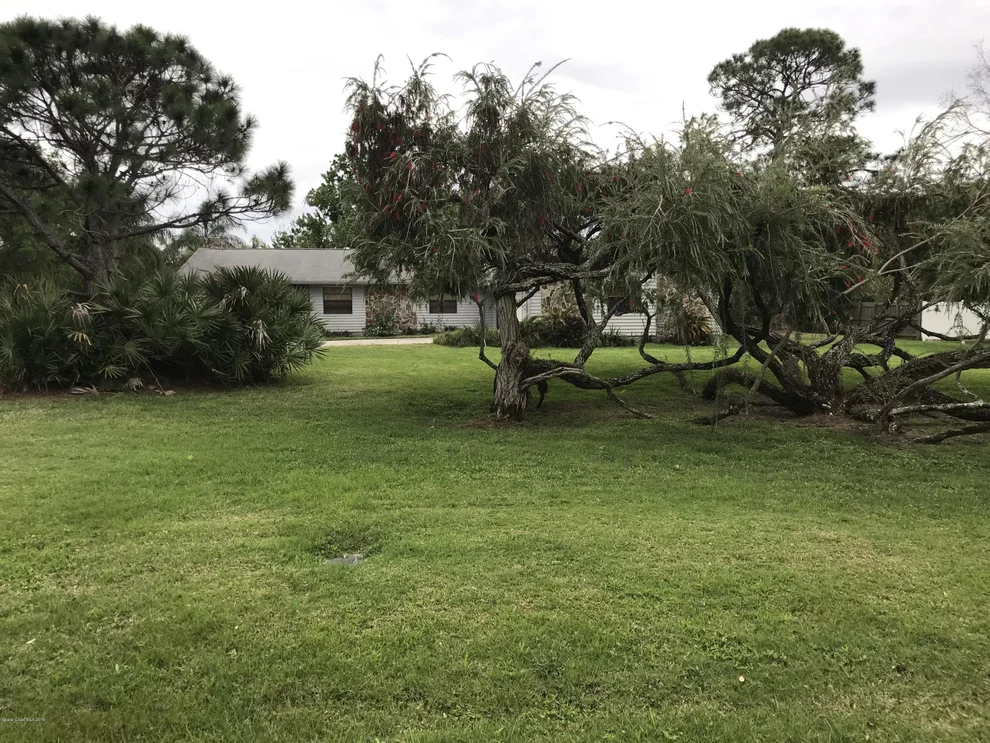 Unit for sale at 535 Hidden Creek Drive, Merritt Island, FL 32952