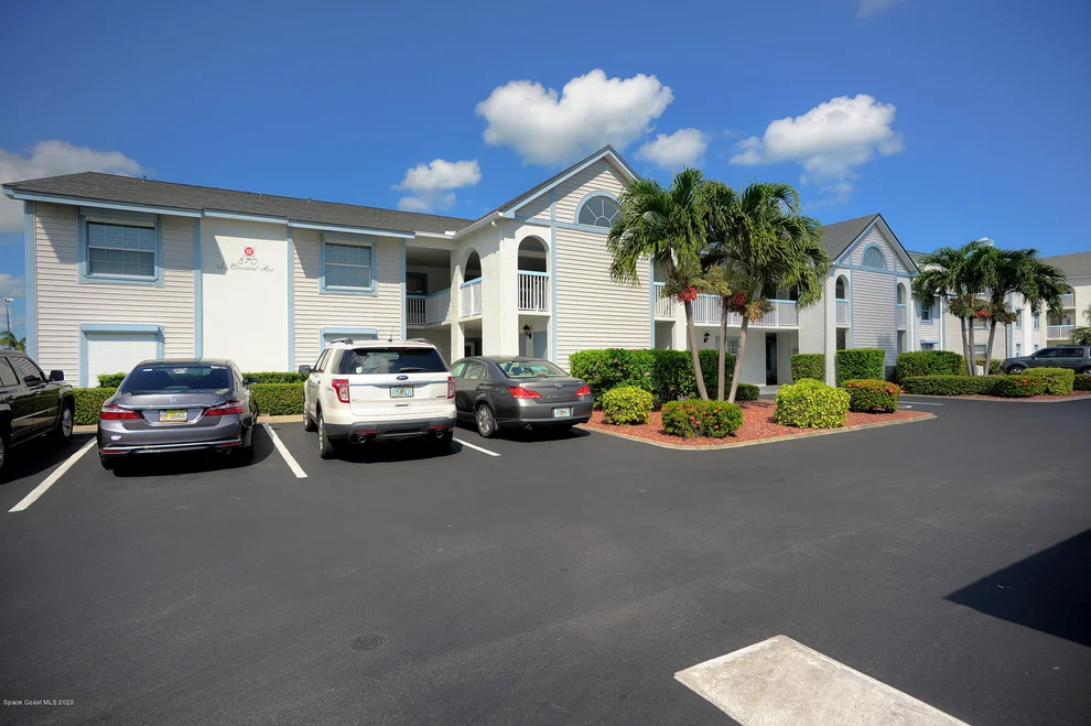 Unit for sale at 570 S Brevard Avenue, Cocoa Beach, FL 32931