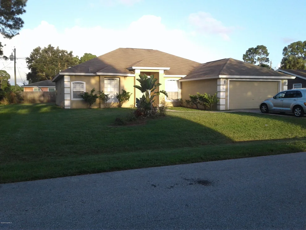 Unit for sale at 555 Escobar Avenue NW, Palm Bay, FL 32907