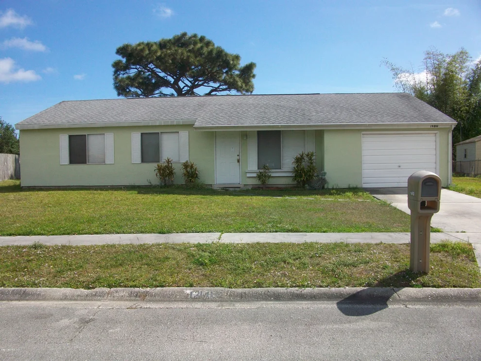 Unit for sale at 1480 Carr Circle NE, Palm Bay, FL 32905