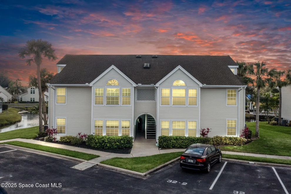 Unit for sale at 1907 Aynsley Way, Vero Beach, FL 32966