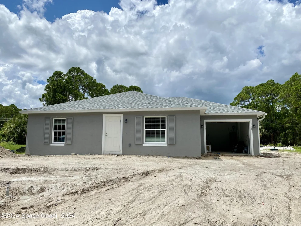 Unit for sale at 213 Saybrook Road SW, Palm Bay, FL 32908
