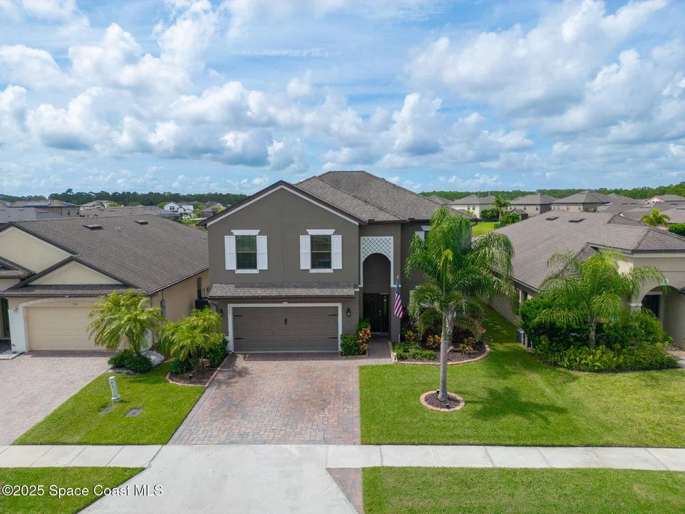 Unit for sale at 739 Fiddleleaf Circle, Melbourne, FL 32904