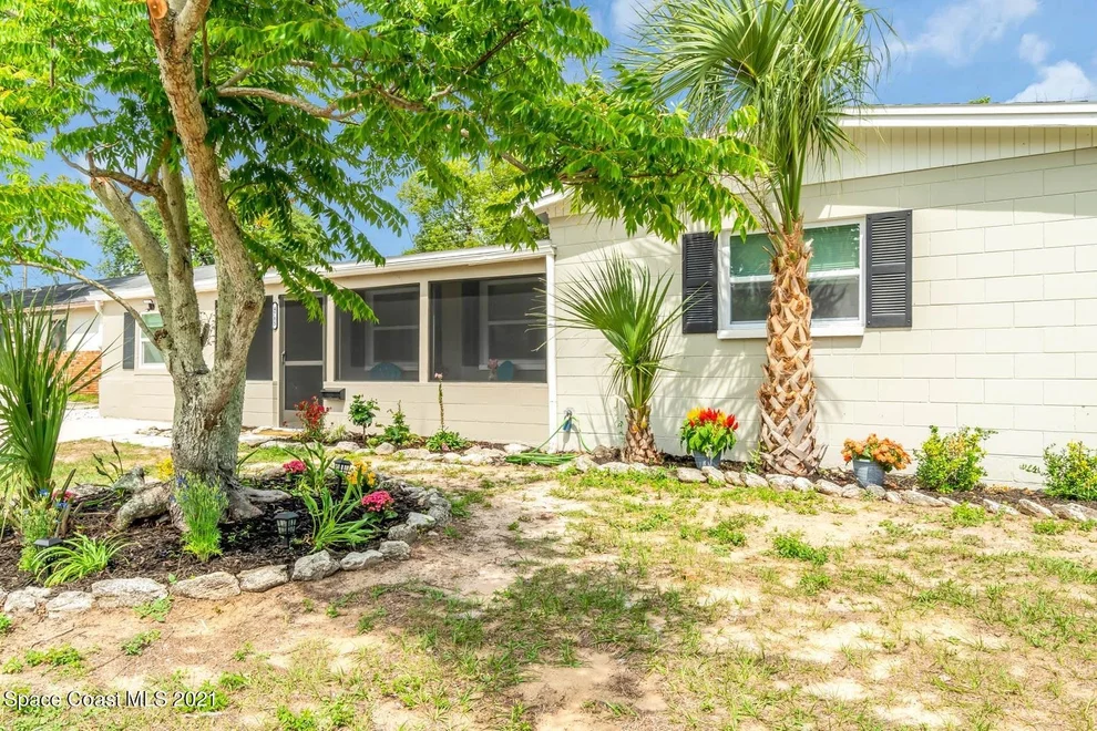 Unit for sale at 4785 Key Largo Drive W, Titusville, FL 32780