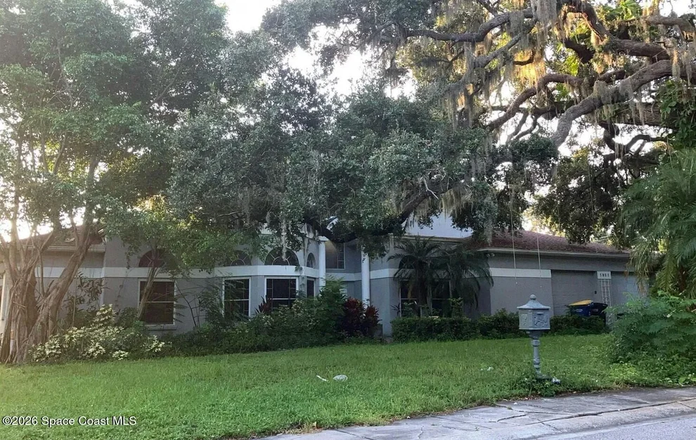Unit for sale at 1931 Oakridge Court, Clearwater, FL 33763