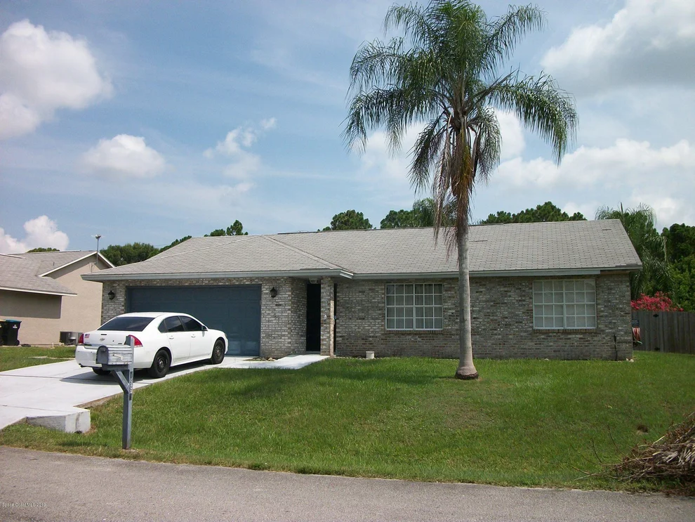 Unit for sale at 1361 Pakenham Street NW, Palm Bay, FL 32907