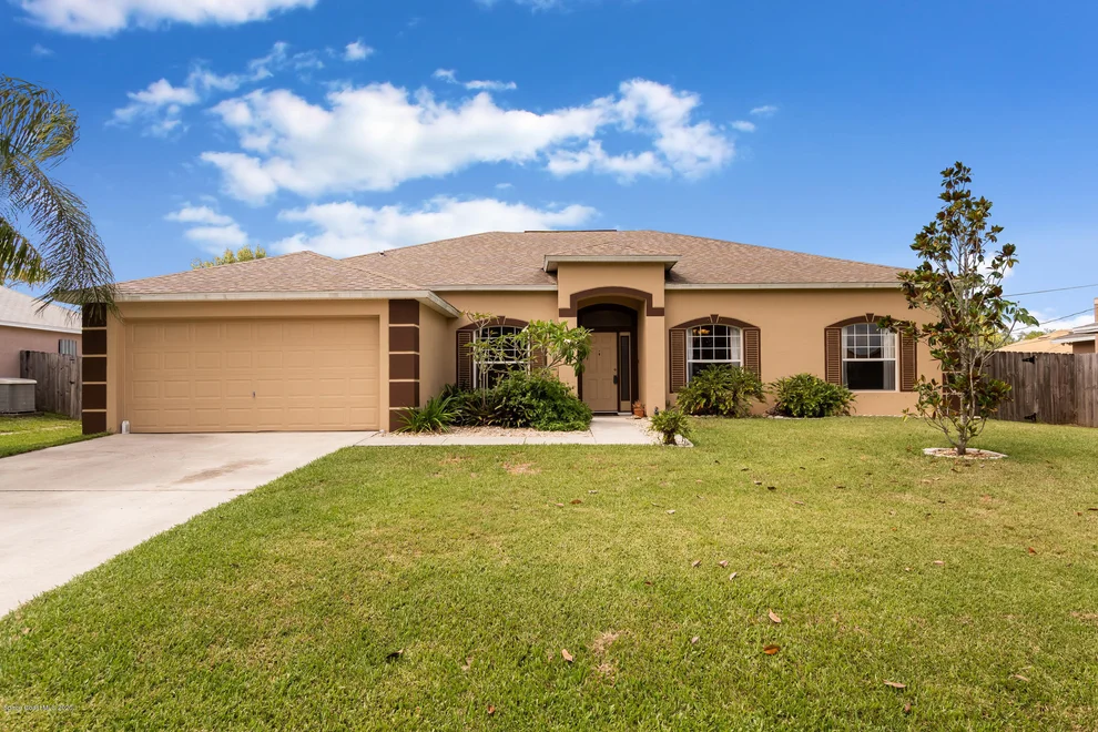 Unit for sale at 465 Newgate Street NW, Palm Bay, FL 32907