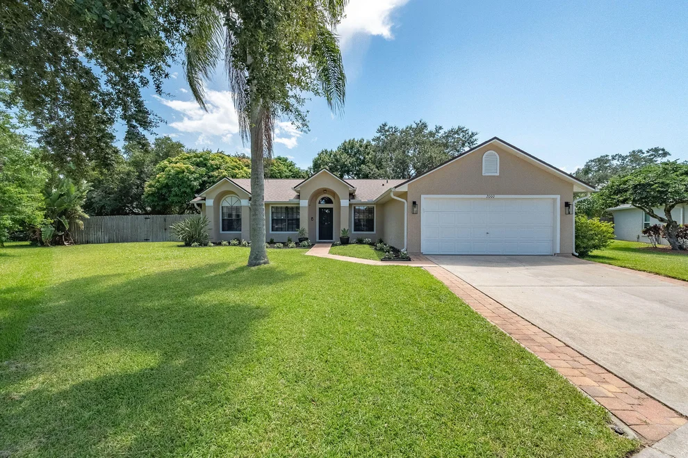 Unit for sale at 2000 Adirondack Circle, Melbourne, FL 32935