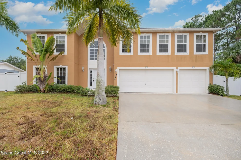 Unit for sale at 674 Americana Boulevard NE, Palm Bay, FL 32907