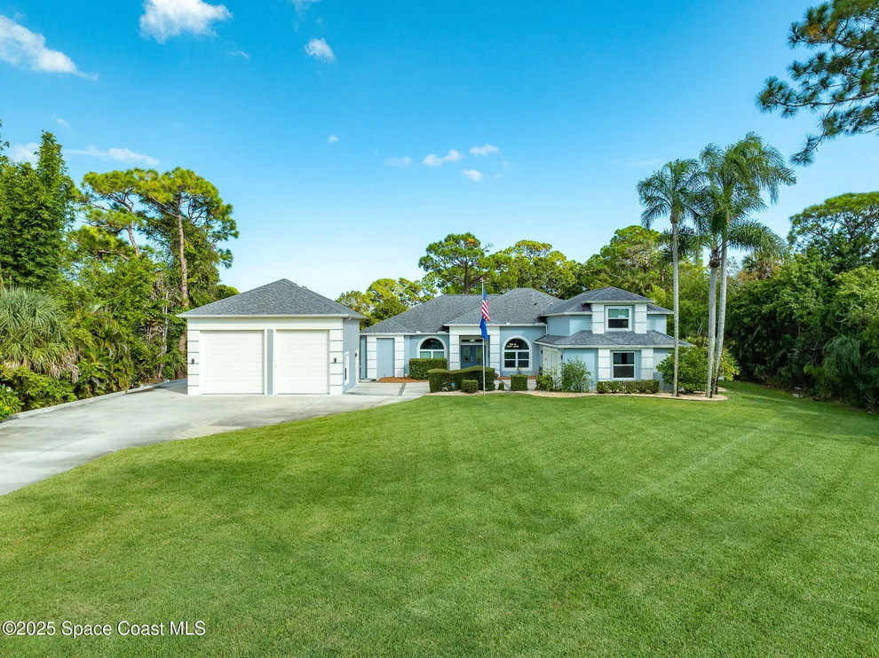 Unit for sale at 5115 Wildwood Avenue, Merritt Island, FL 32953